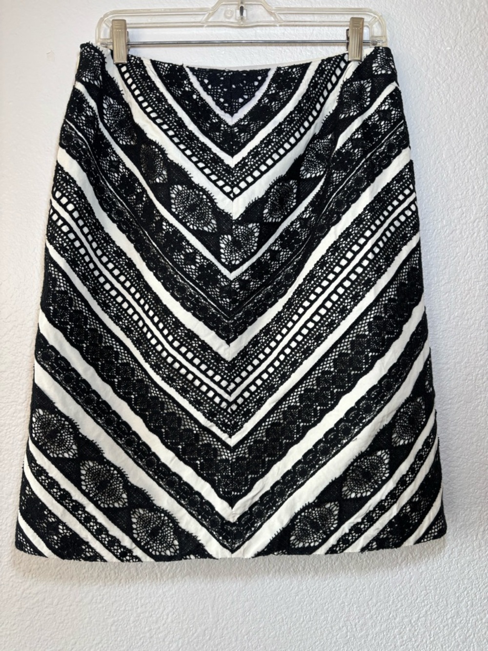 Alfani Lace Chevron Pencil Skirt Size 10 Silk Blend Cocktail Party Career